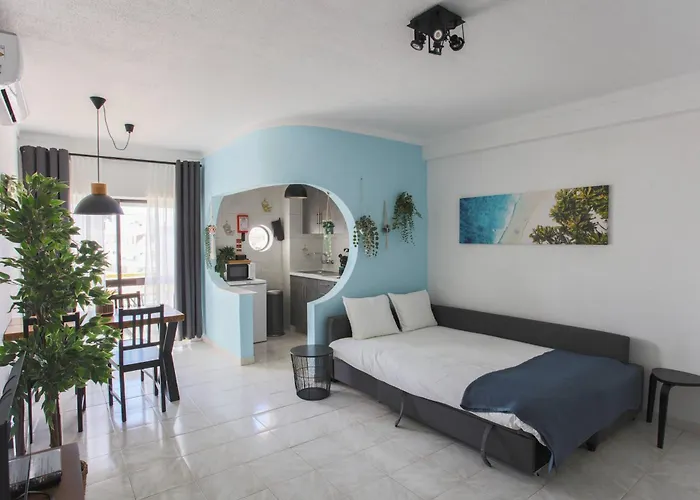 公寓 Go4Portugal - Dinis - Luxe Condo With Pool, Airco, Seaview With Two Balcony 阿尔布费拉