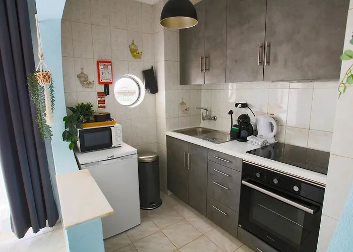 Go4Portugal - Dinis - Luxe Condo With Pool, Airco, Seaview With Two Balcony 阿尔布费拉