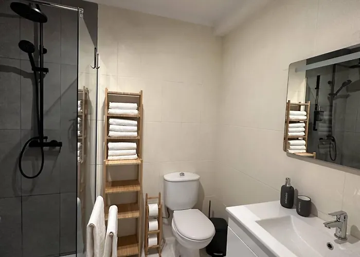 公寓 Go4Portugal - Dinis - Luxe Condo With Pool, Airco, Seaview With Two Balcony *